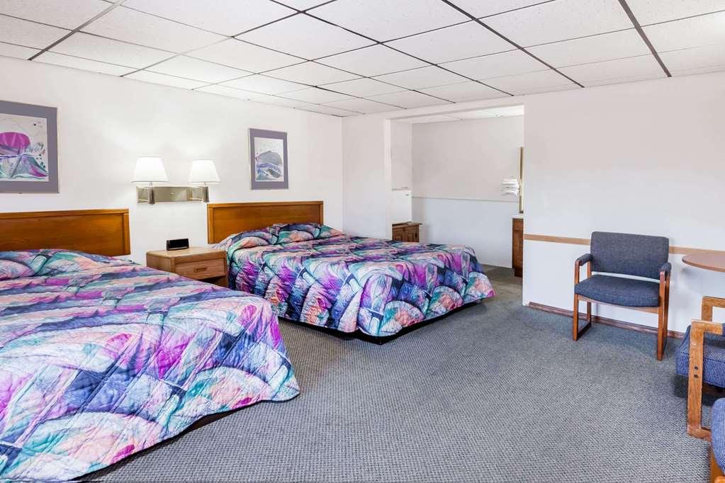 Knights Inn Mackinaw Stadt Zimmer foto