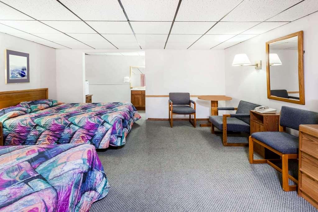 Knights Inn Mackinaw Stadt Zimmer foto